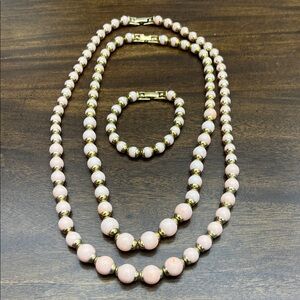 Elegant Pink and Gold Beaded Jewelry Set